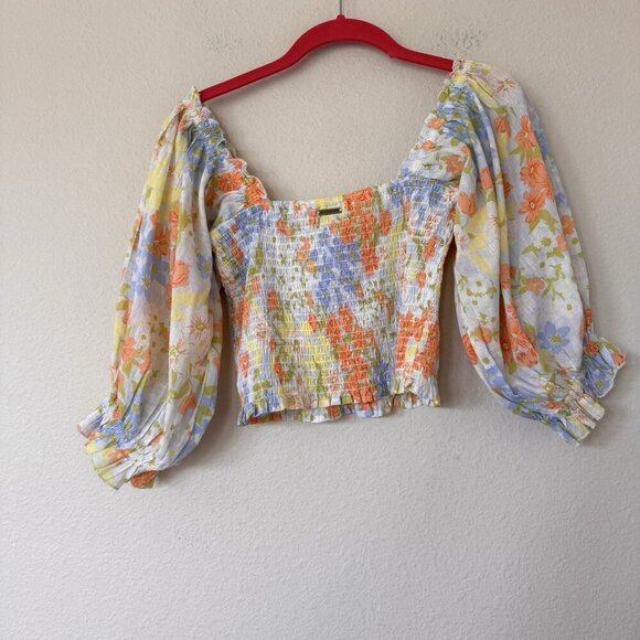 Billabong Feeling Groovy Puff Sleeve Floral Smocked Crop Blouse Top Blue Small - Picture 9 of 10